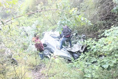Kullu: Two killed as car falls into gorge