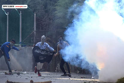 Separatist leaders call for Kashmir bandh on miltant manan wani death in srinagar on friday