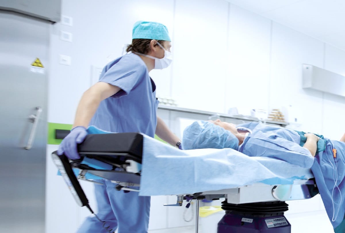 hospital said man has 24 hours to live later fined for wrong diagnosis
