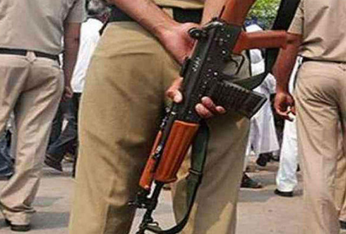 Gwalior Two criminals arrested in police encounter