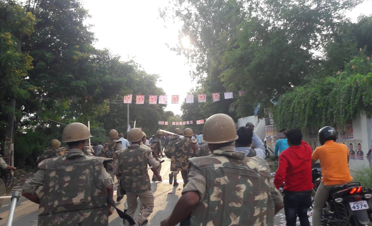Outrage in ghazipur PG college during students assembly elections