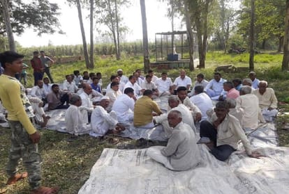 B R brambedkar vandalised by miscreants in Amroha UP