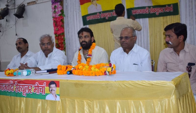 मजबूती के साथ उभर रहा है सेक्युलर मोर्चा: रक्षपाल