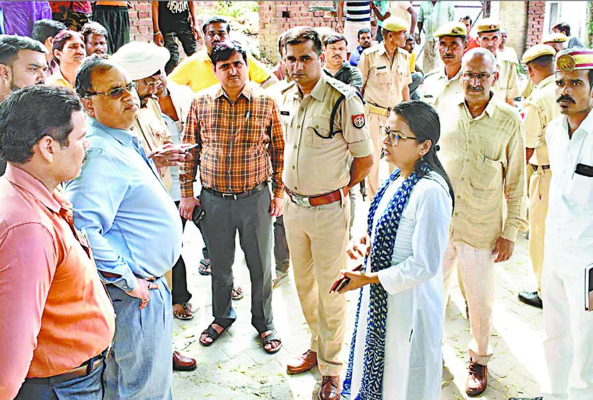 shivling break in sitapur  by goons