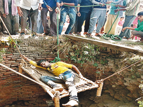 Jumped into the well by fighting with father