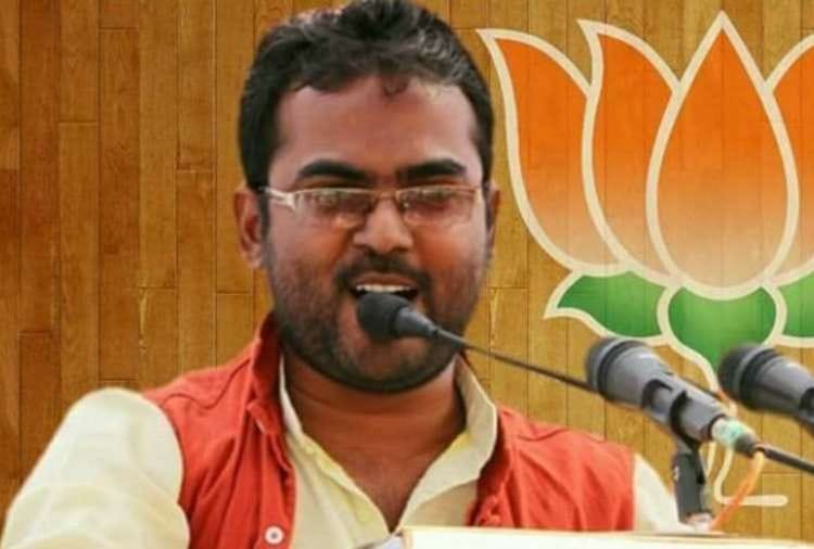 BJP MLA brijesh prajapati charged on officers