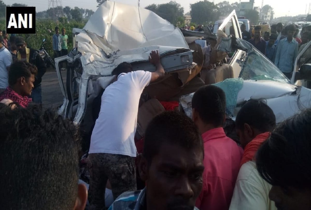 9 members of a family killed in a road accident in chhattisgarh