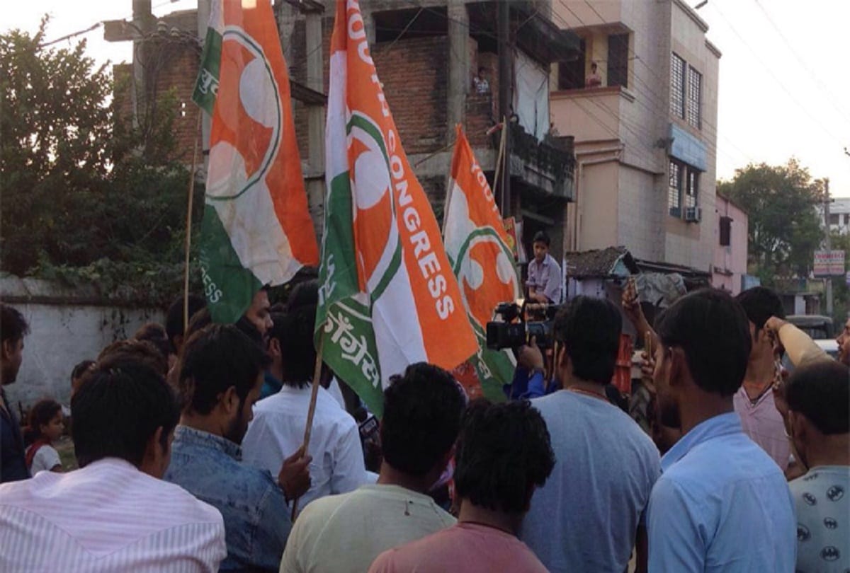 Congress will burn PM Modi and Kejriwal effigy at Dussehra