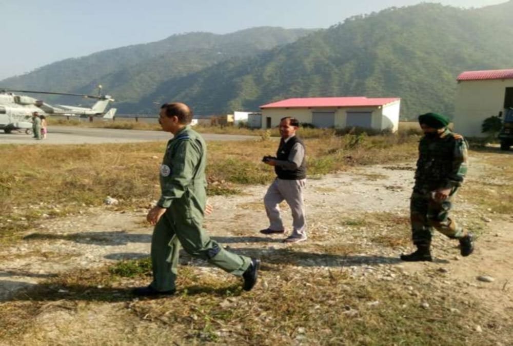 Chief Air Marshal inspected chinyalisaur air strip and visit Gangotri dham 