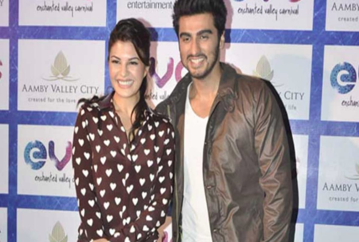 after MeToo Campaign Arjun Kapoor support Jacqueline Fernandez initiative to rebuild Kerala