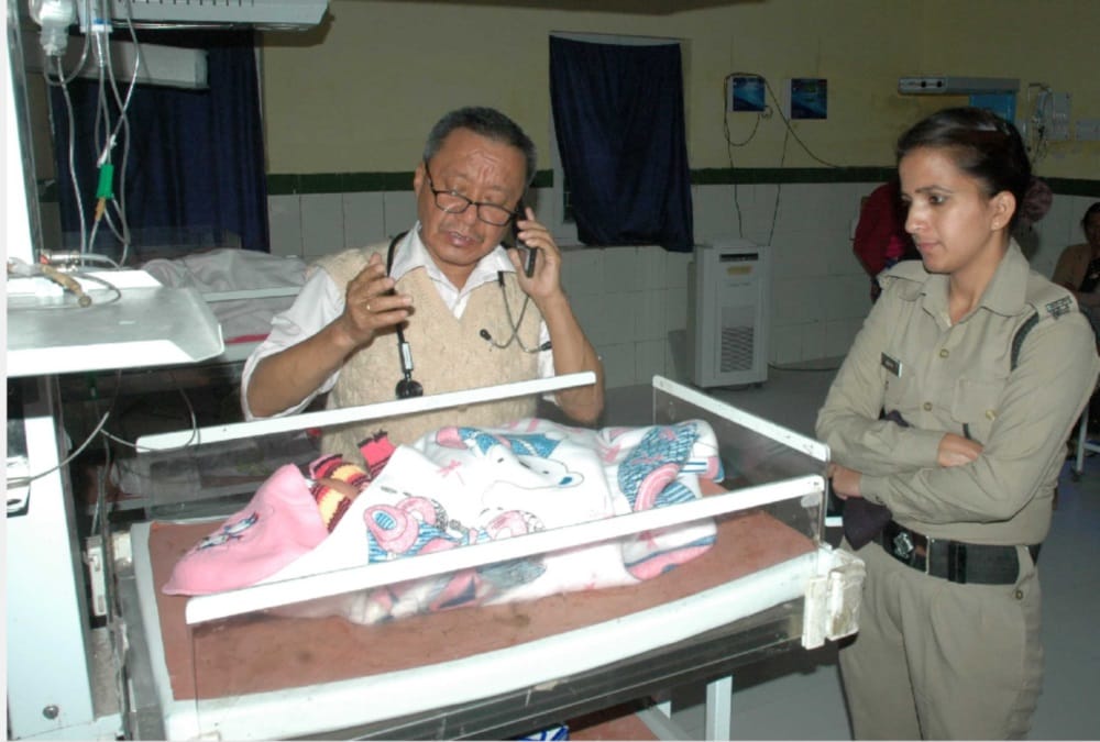Ants ate newborn body Found near roadside in pithoragarh