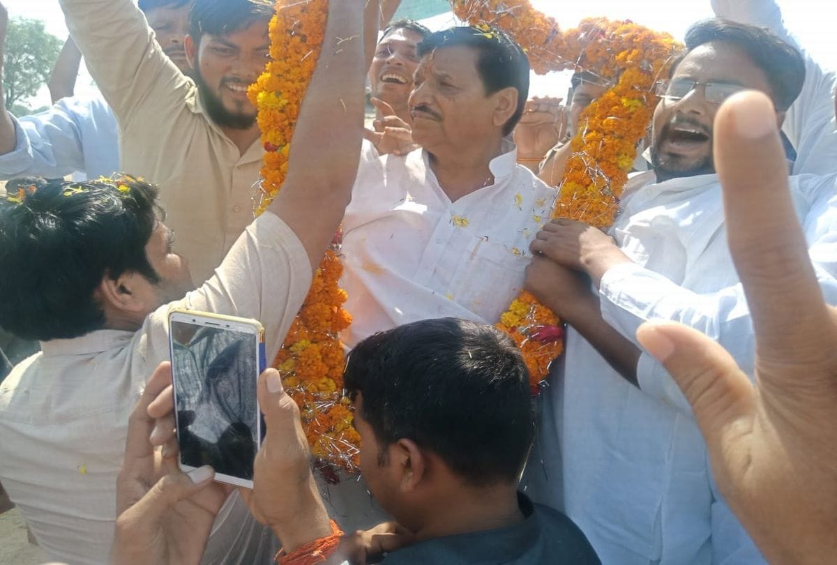 Secular Front's First Roadshow