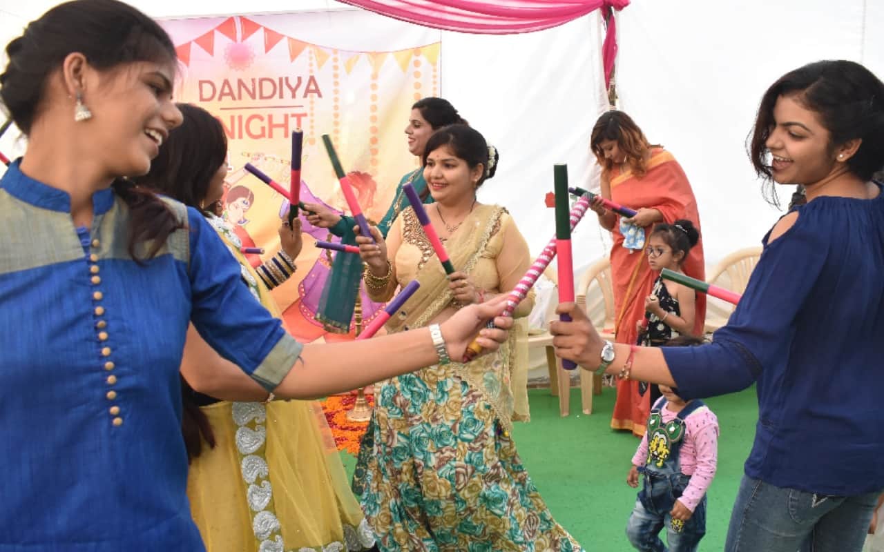 Meerut Women rocks in the garba dandiya celebration in Navratri  pictures are proof