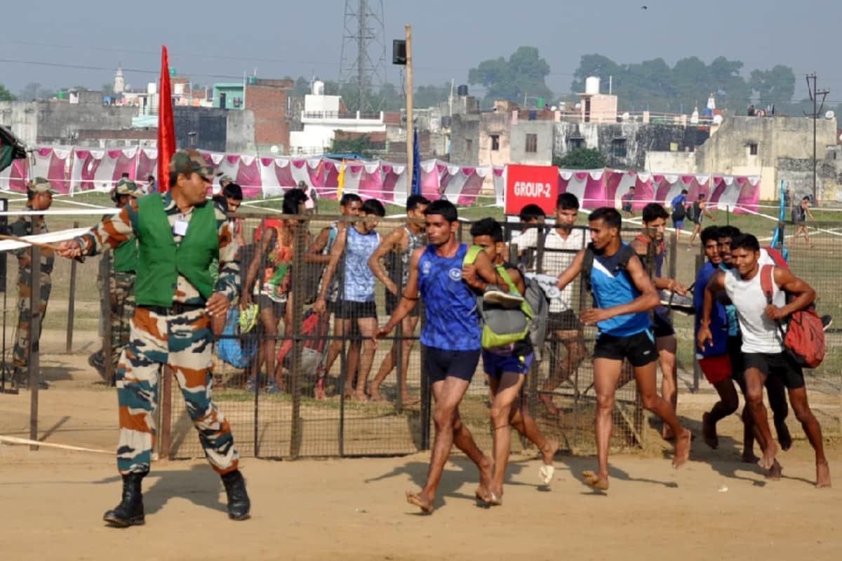 Meerut boys run the race for army recruitment several Drift down and drug rappers found in field