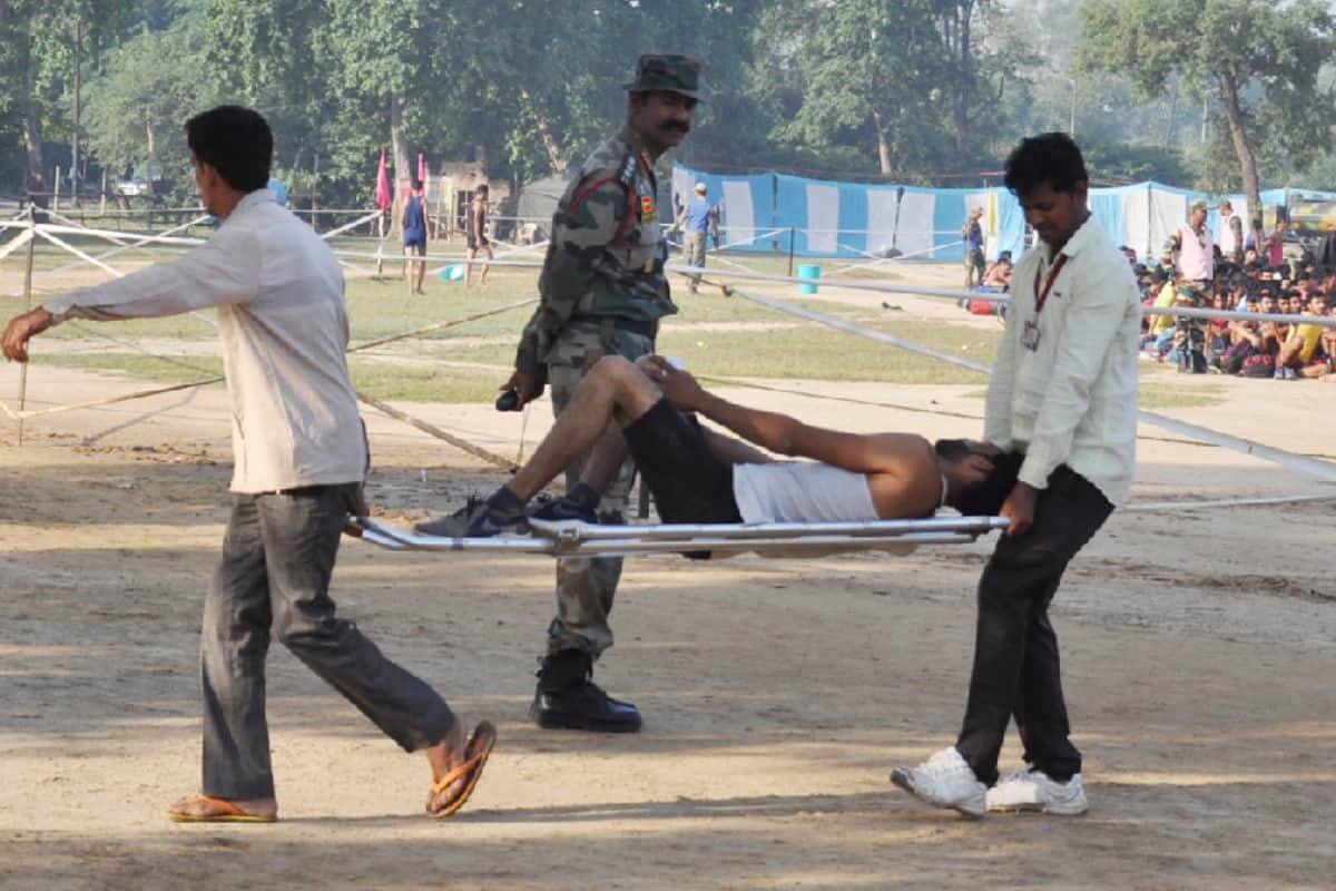 Meerut boys run the race for army recruitment several Drift down and drug rappers found in field