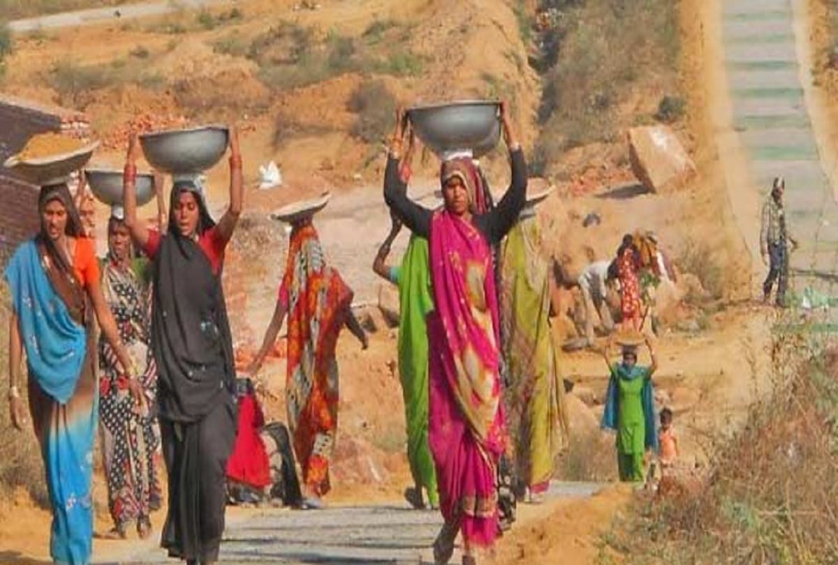 Chhattisgarh government paid Rs 548.41 crore rupees to laborers under MGNREGA in April