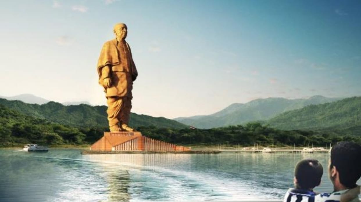 3400 people working day night to give final touch to statue of unity in Gujarat