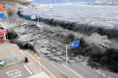 year ender 2018 natural disasters india kerala floods america california fire indonesia tsunami