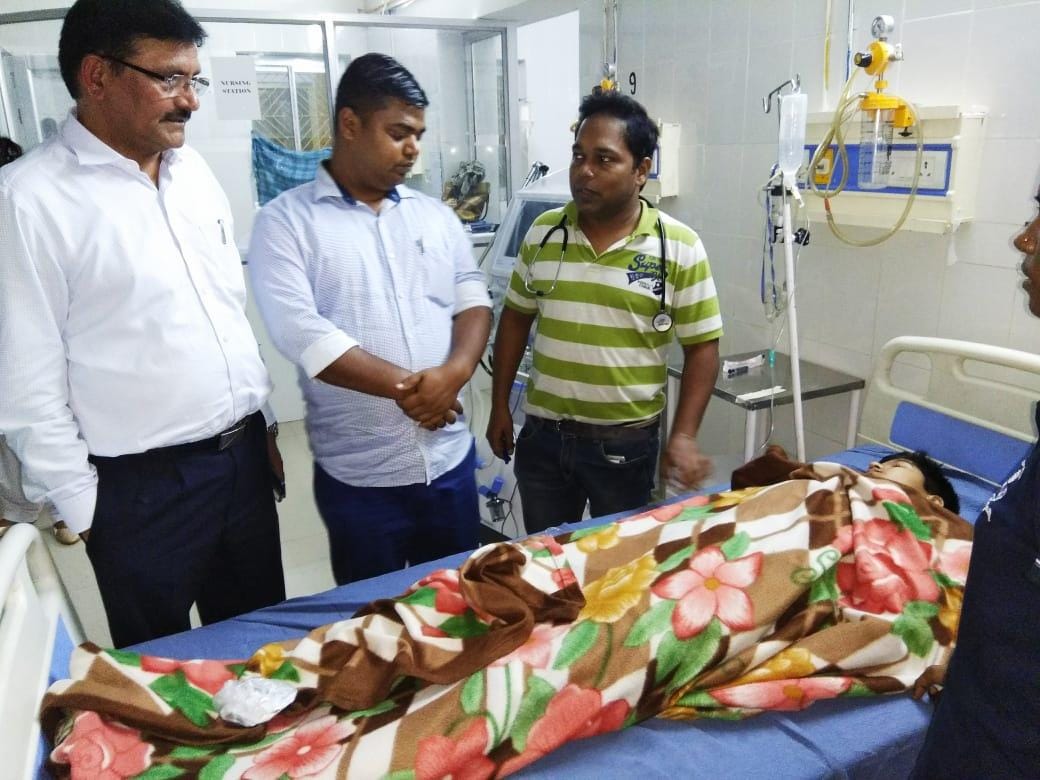 Girl students sick from viral fever in navodaya vidyalaya at azamgarh