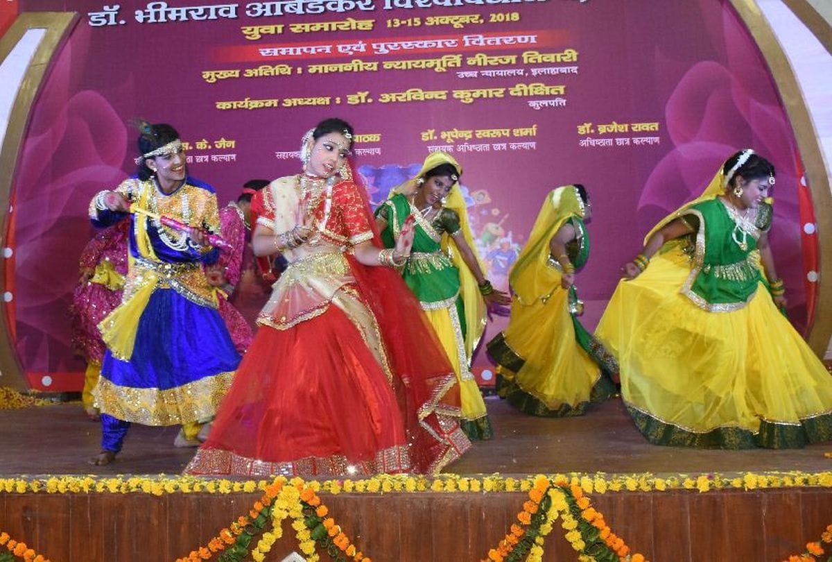 conclusion of yuva utsav at dr bhimrao ambedkar university agra