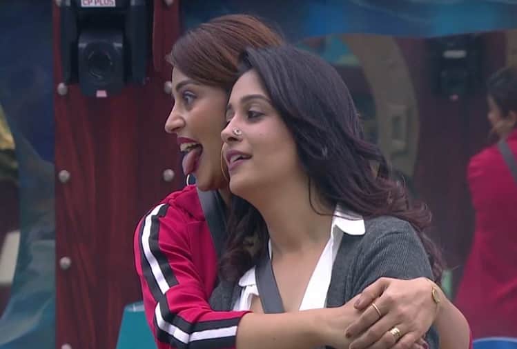 Bigg Boss 12 Neha Pendse out of the house mother got angry
