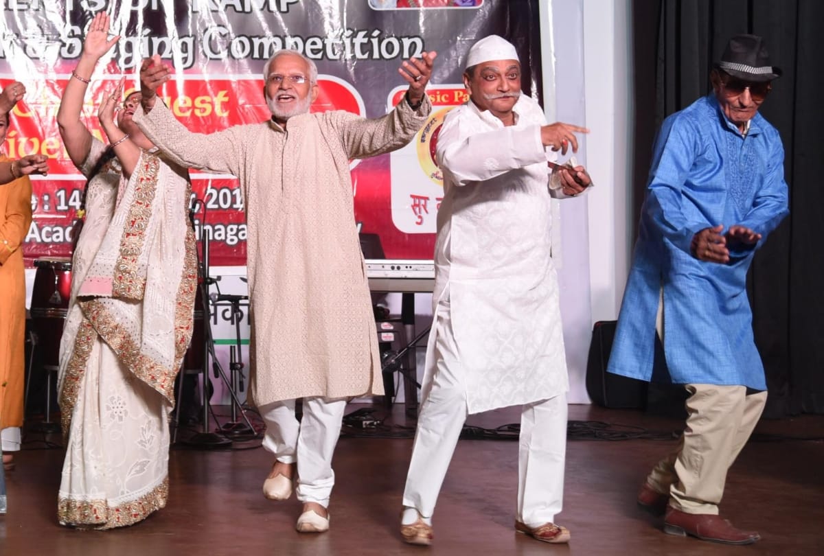 old people did ramp walk in lucknow