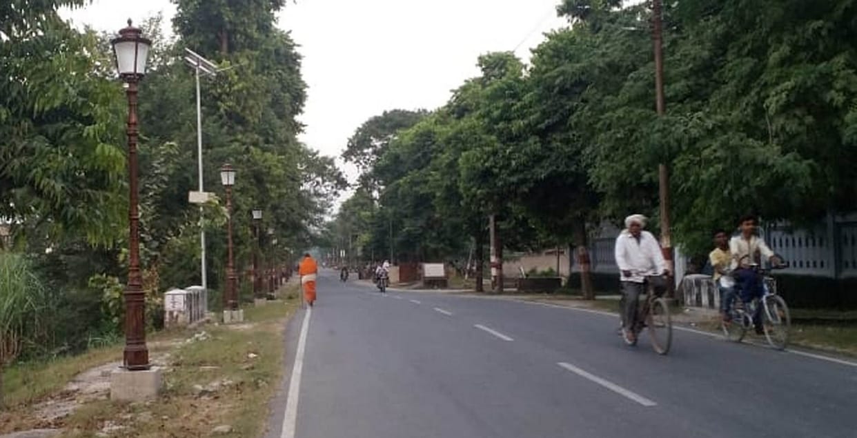दीपावली पर विक्टोरियन लैंप से जगमगाएगा कुशीनगर