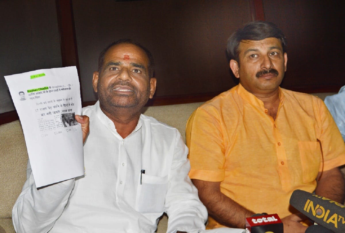 Manoj Tiwari says- For political selfishness congress-aap misuse Photoshop poster