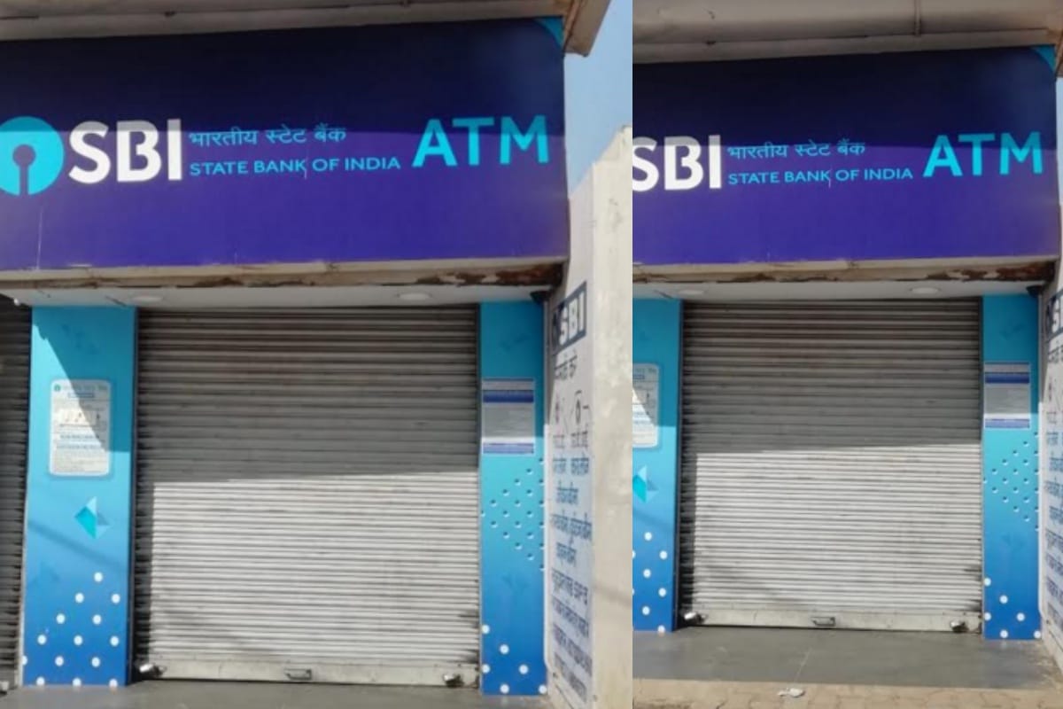 ATM remains closed on Sunday in this city of UP these photos are proof