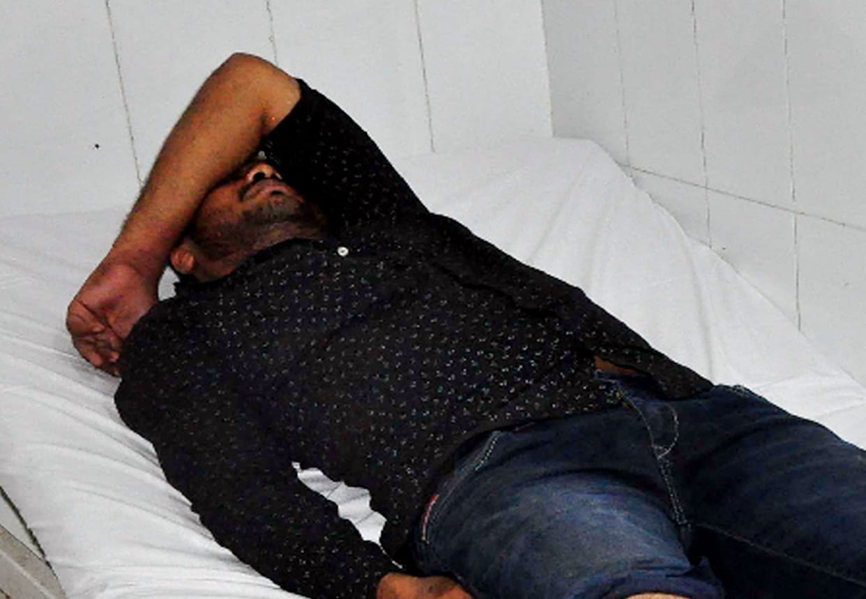 robber snatched AK-47  from policeman