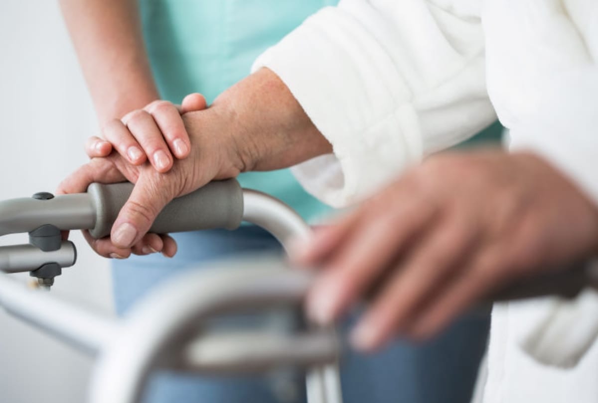 elderly people should not be afraid or nervous in an pandemic, stay alert about health