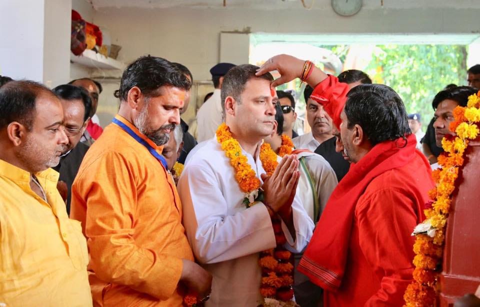 GANDHI FAMILY CONNECTION WITH MAA PITAMBRA PEETH