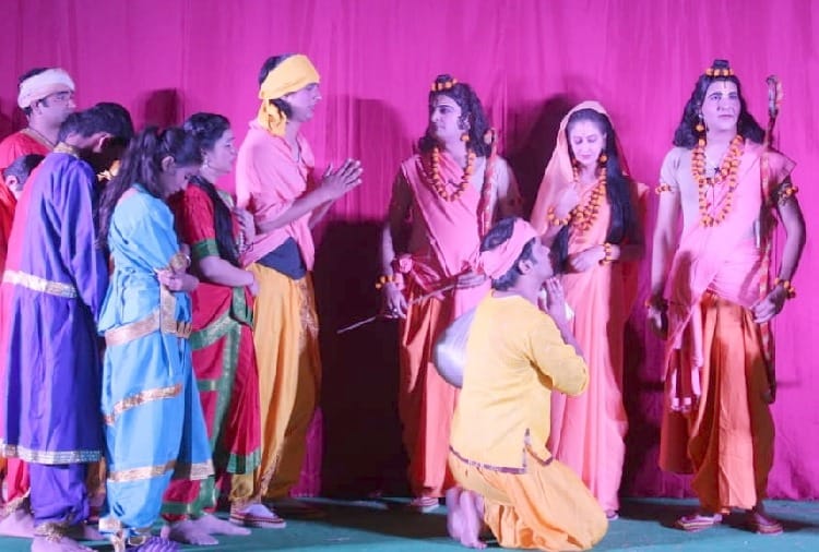राम वनवास से भावुक हुए दर्शक
