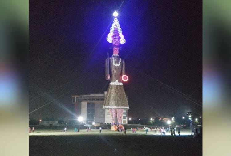 India's Tallest Ravana Stands in Shalimar Ground Panchkula, Dussehra 2018