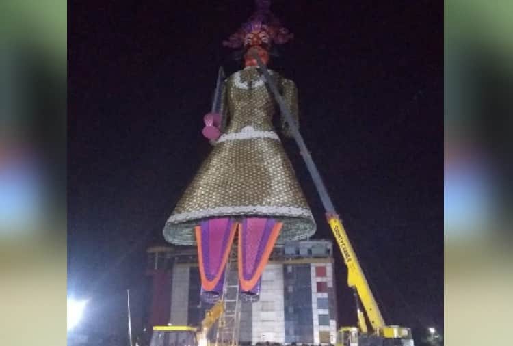 India's Tallest Ravana Stands in Shalimar Ground Panchkula, Dussehra 2018