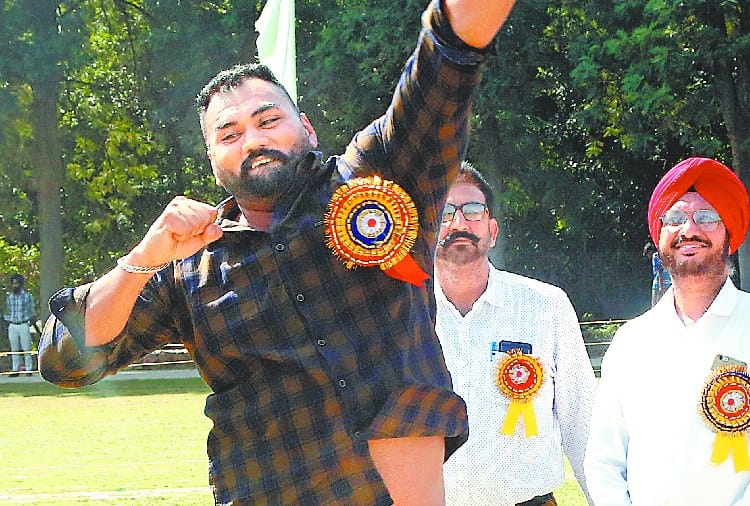 Asian Games Gold Medalist Tejinder Pal Singh Toor in Chandigarh