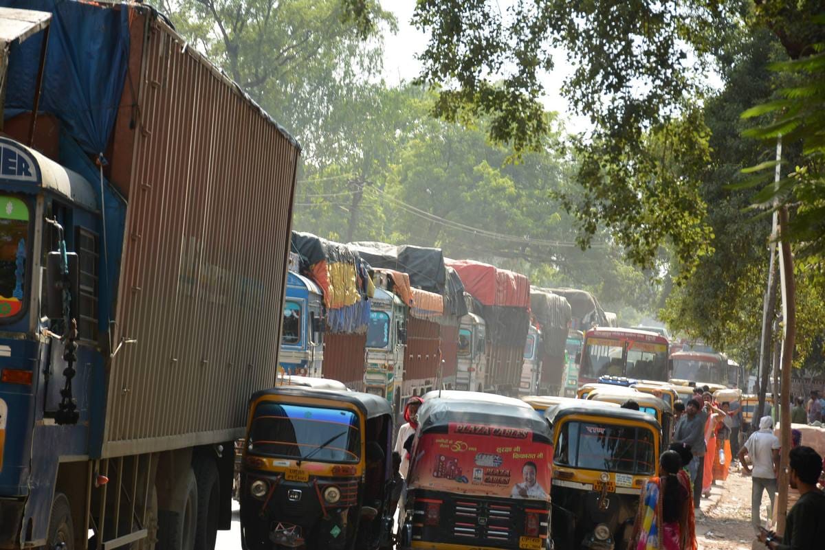 Varanasi entry gate road jam
