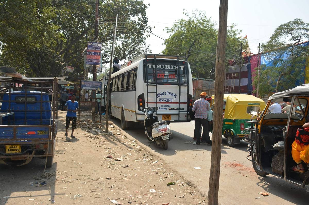 Varanasi entry gate road jam