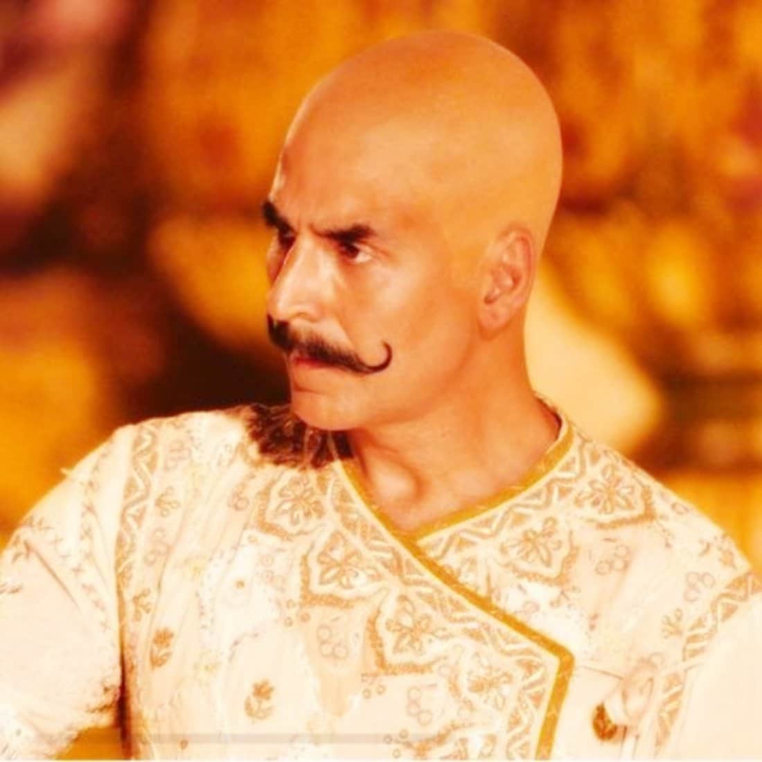 akshay kumar shocking look release on the set of housefull 4
