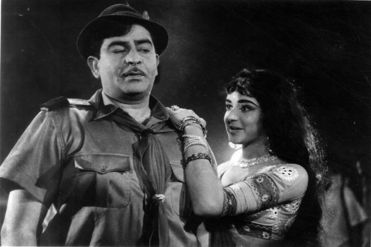 Hema Malini's career had been eliminated before it started, many times it was the Reject