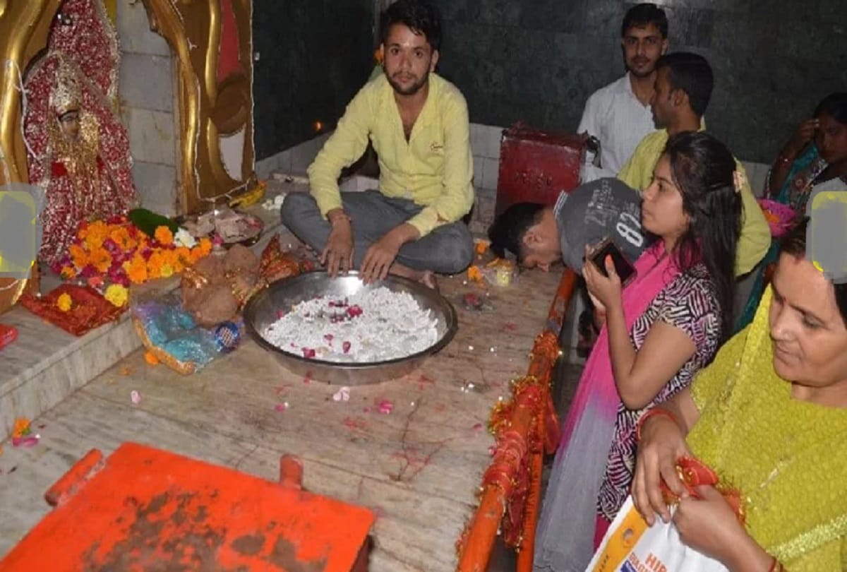 Maa mansa devi mandir in meerut and all wishes in temple are fulfille
