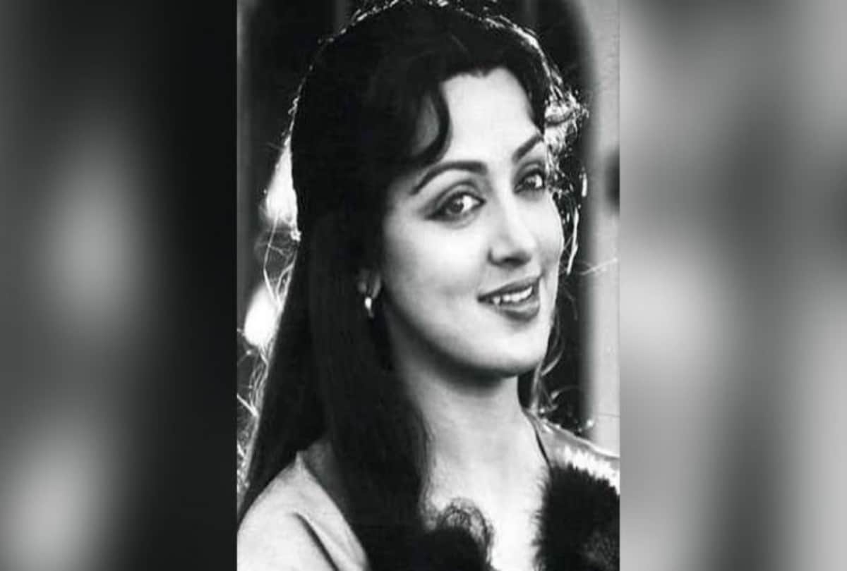 Hema Malini birthday special 5 pictures of her that proves she is the dreamgirl