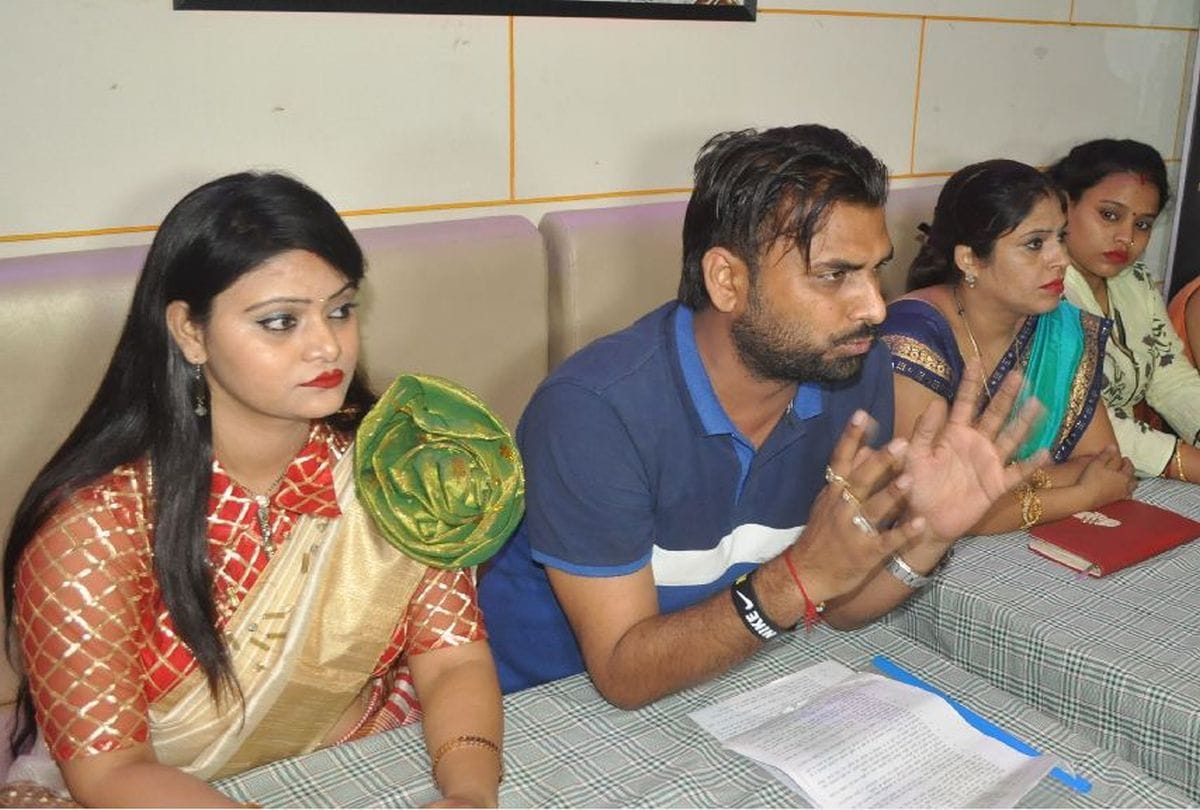 sapna chaudhary dance show canceled due to political pressure in agra