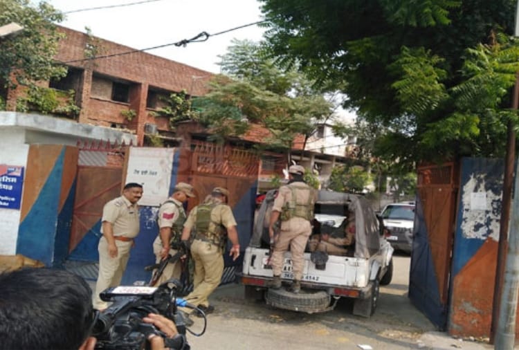 jakir musa's brother rafiq bhatt conditionn hospitalized