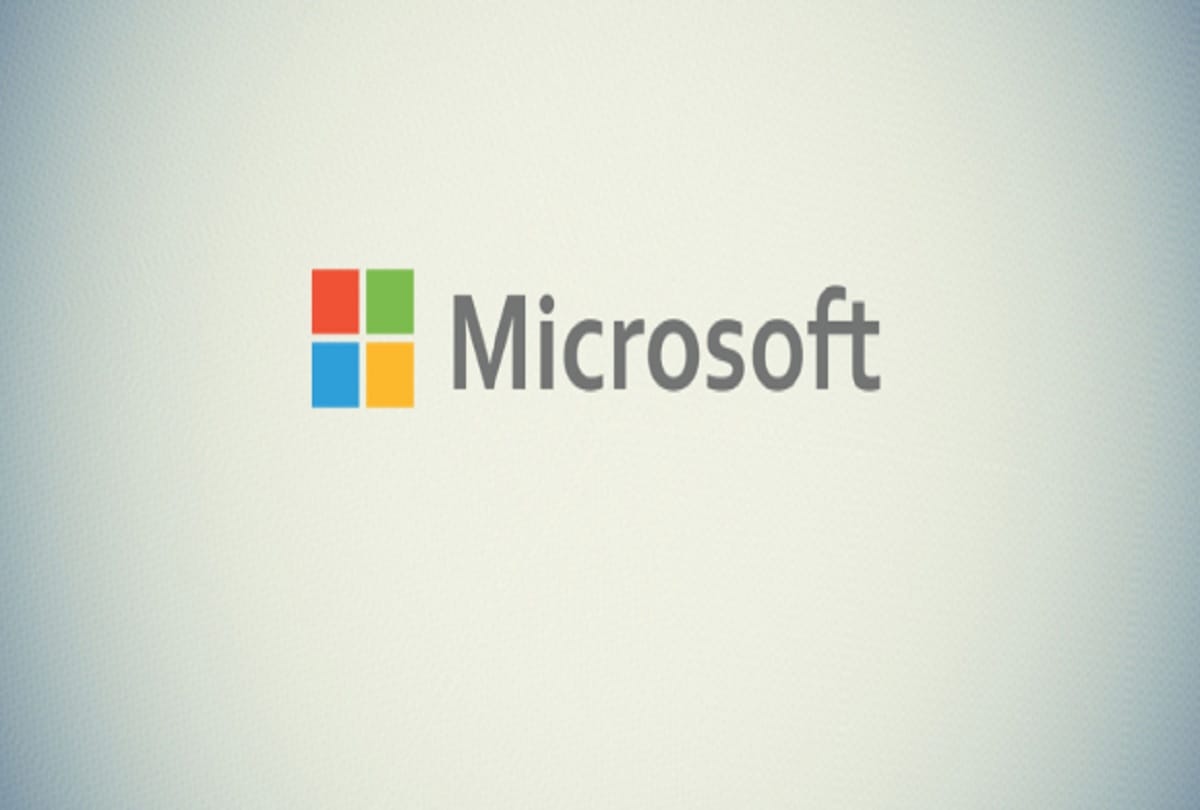 Microsoft loses 17 billion dollar in five minutes, due Donald Trump and Amazon Ceo jeff Bezos feud