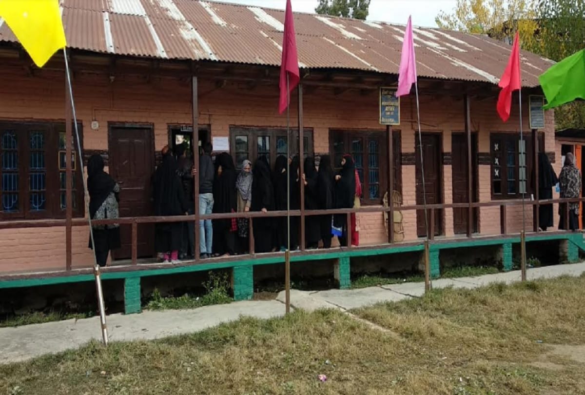fourth phase municipal election today in kashmir valley