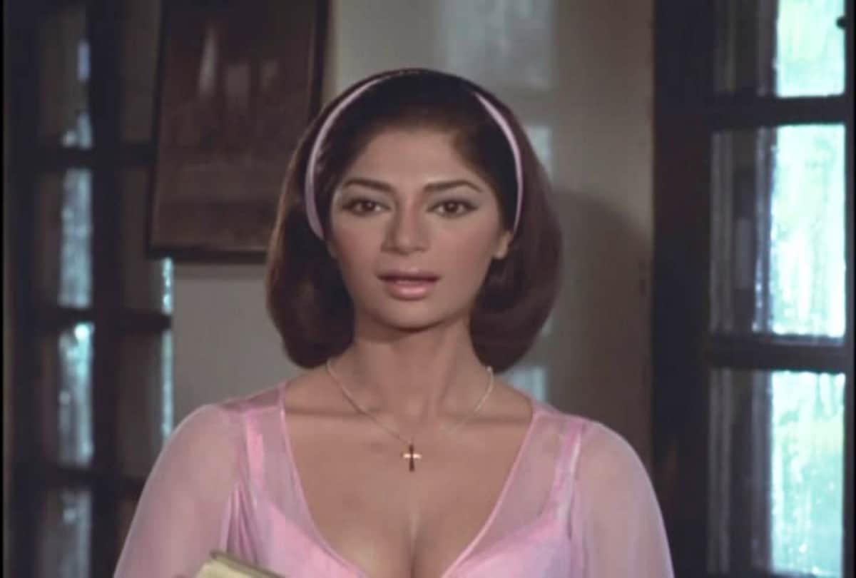 Simi Garewal birthday special bollywood debut at age 15