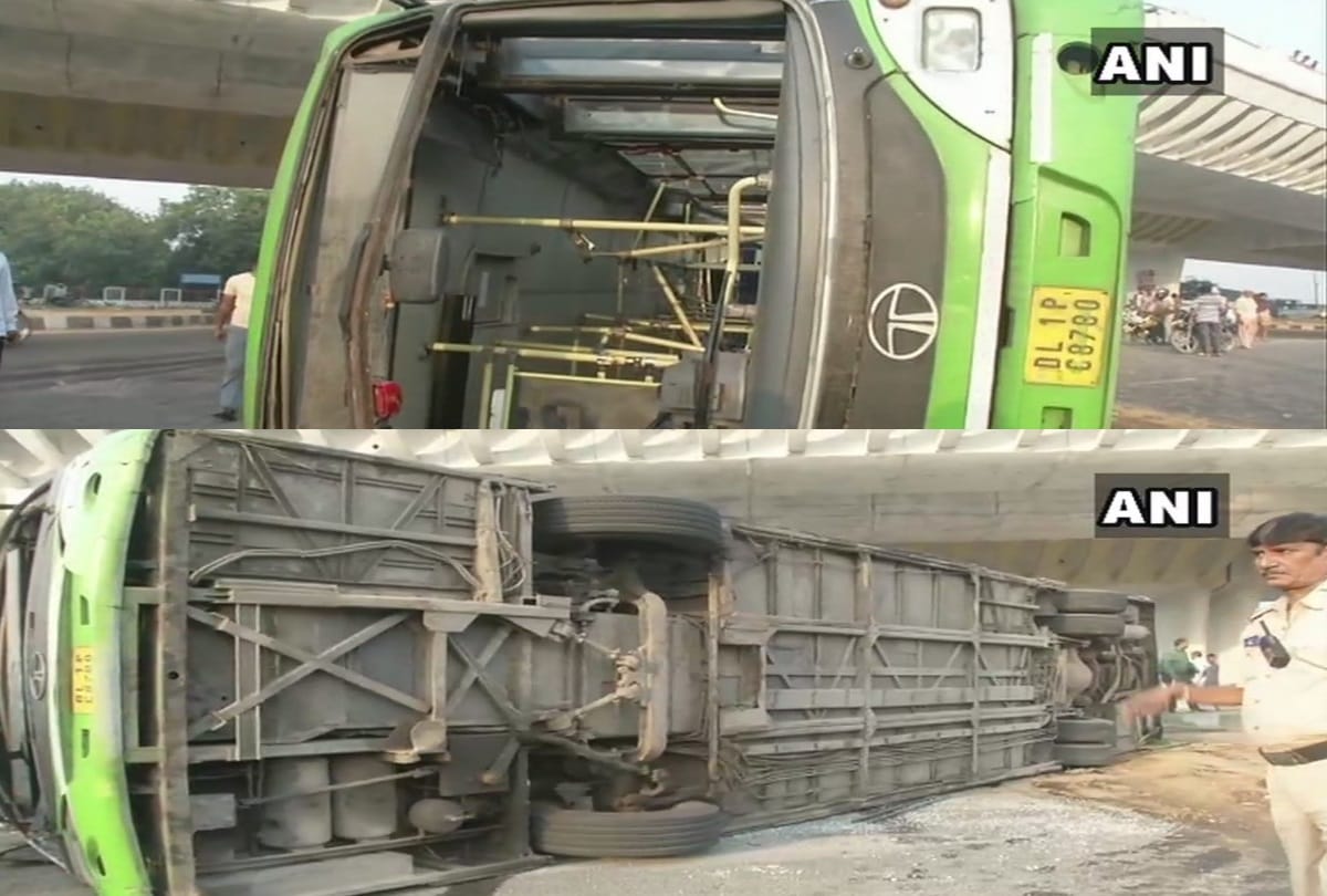 nine people injured after a bus overturned after being hit by a truck under Wazirabad flyover