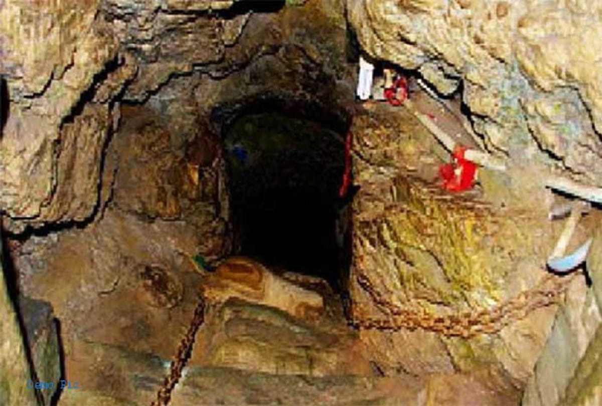 To see the dead body of Ravana then this cave will have to go
