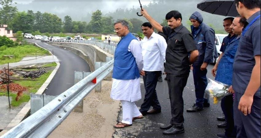 FIR may register on suspended four engineers For raipur thano road bridge 